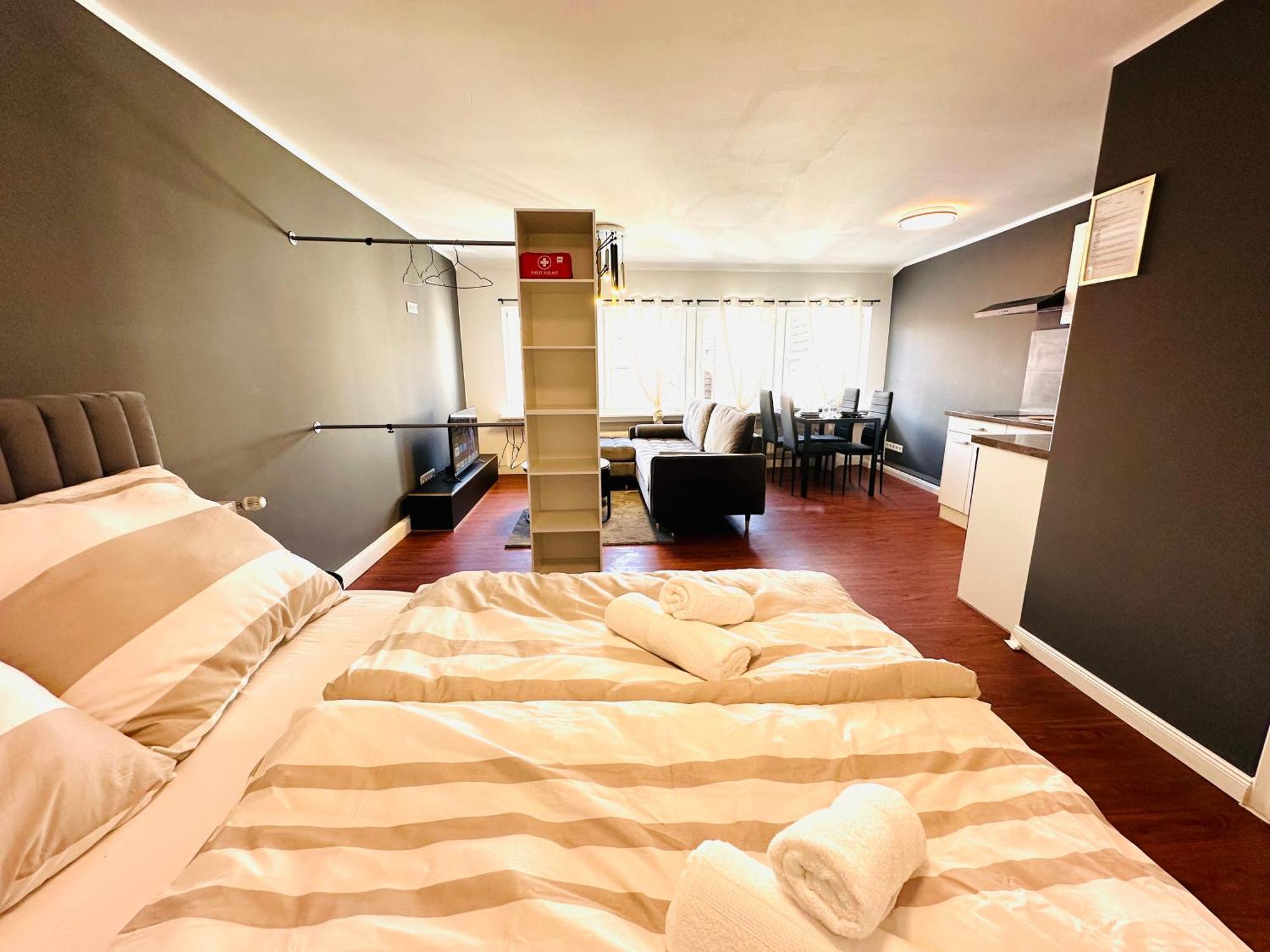 Keli Apartments Zentrum オルデンブルク エクステリア 写真